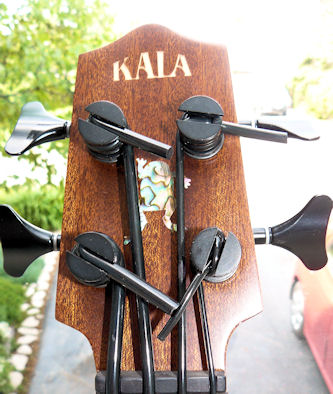 Kala U-bass head