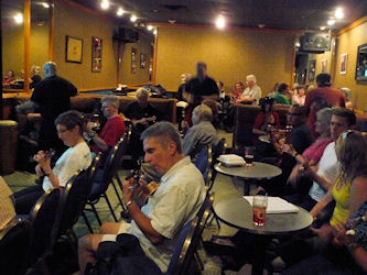 Corktown ukulele jam night
